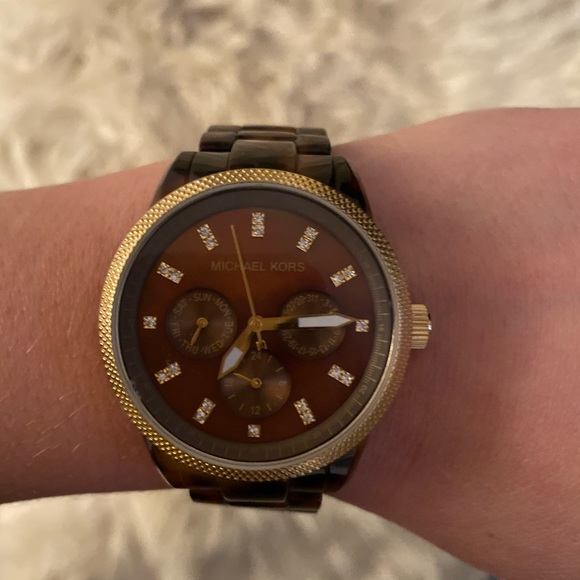 Michael Kors Watch - Picture 1 of 4